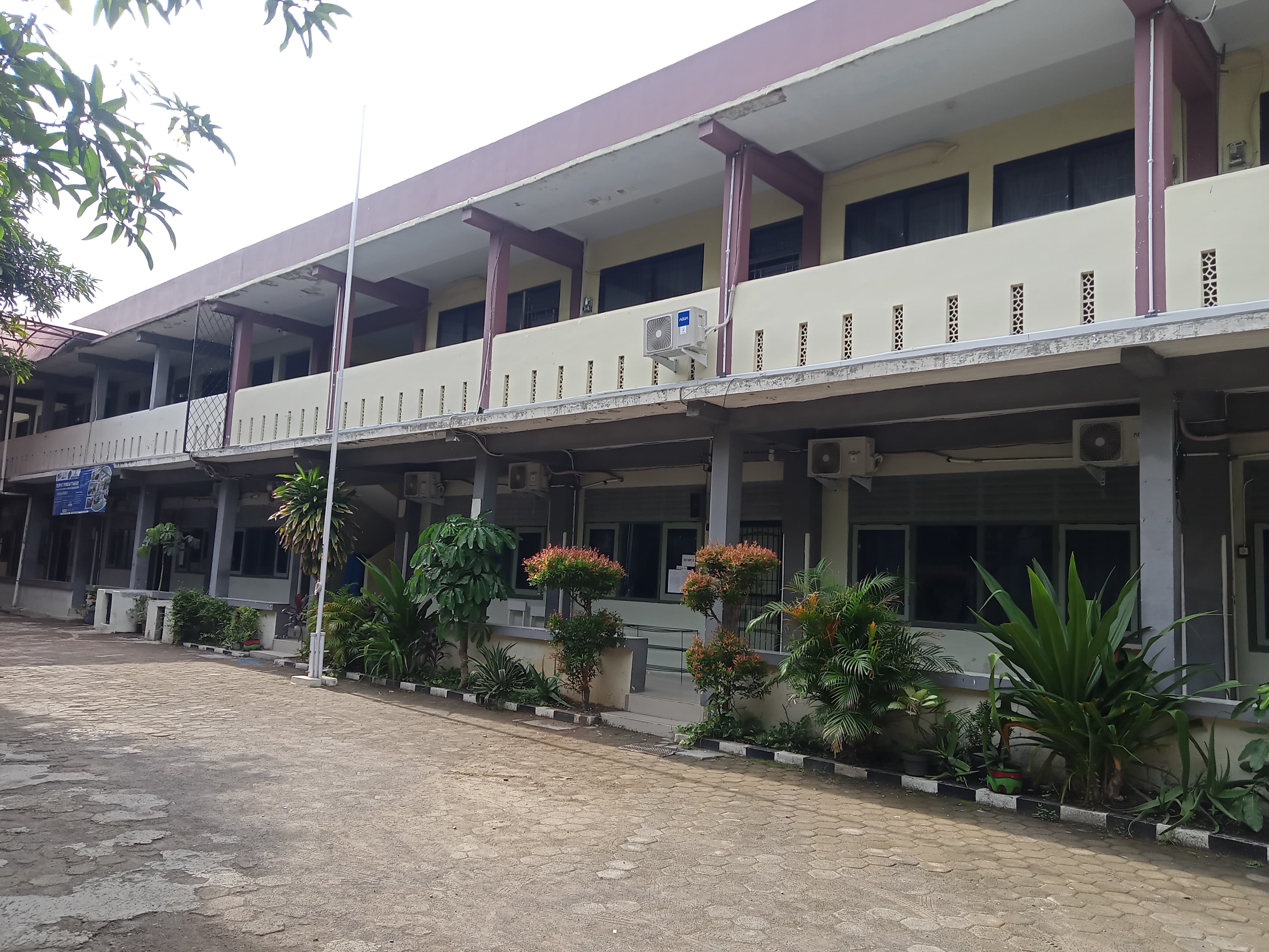 Sekolah